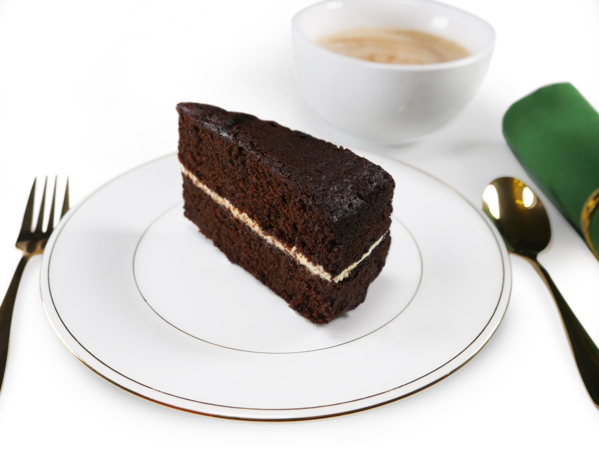 8 Inch Round Luxury Jasmine's Jamaican Rum Cake